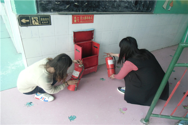 [唐庄]精英幼儿园开展安全大检查活动