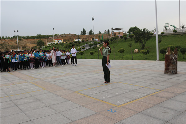 [嵩阳办]登封公安消防大队到清华园学校开展消