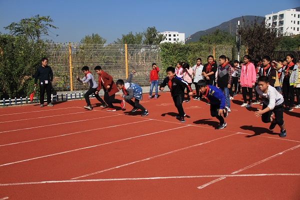 [北区小学] 扎实开展健康测试 全面增强学生体质