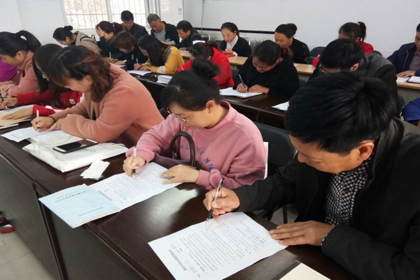 东华镇多少人口_东华帝君(2)