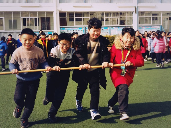 旋风跑趣味运动会图片 2020010151999201.jpg