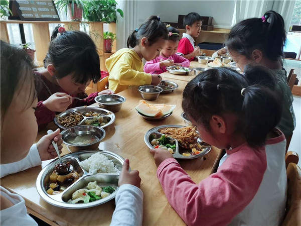 享受美食