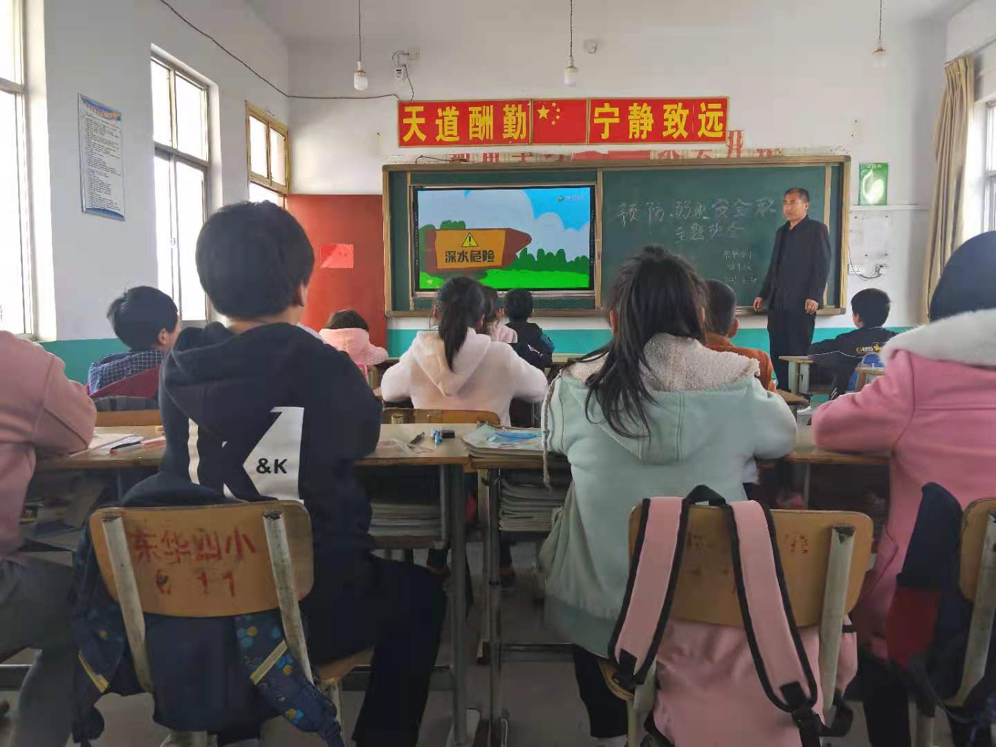 1.jpg