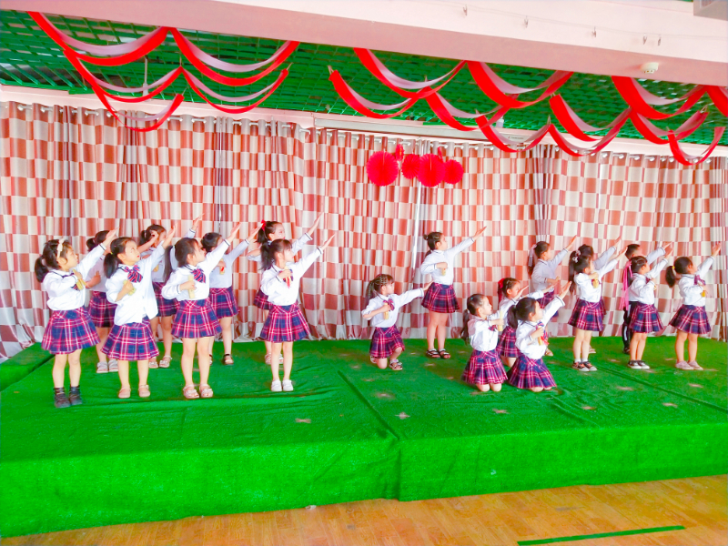 儿童节目表演幼儿园单人 2021060168874681.jpg