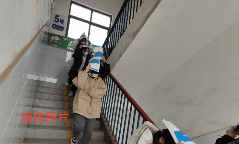 4d1ce4a1ea4271afa5af83afd219024a.jpg