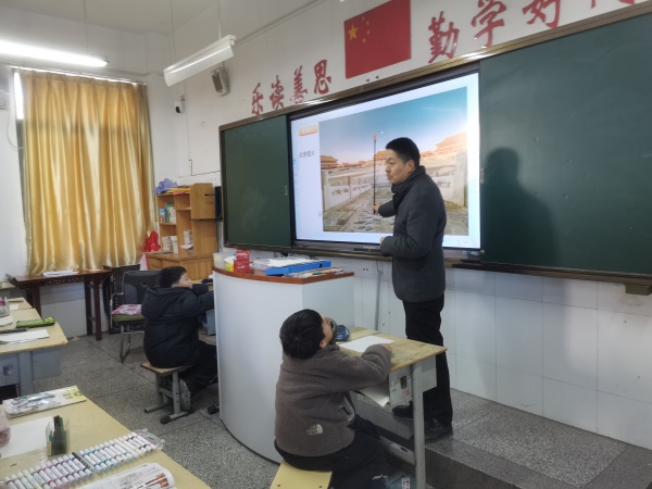 吴延钊老师的《色彩对印》 (2).jpg